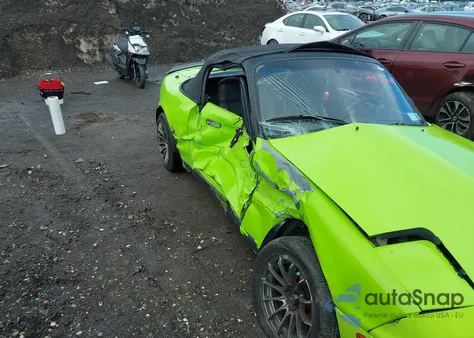 1996 Mazda Mx-5 Miata z USA, uszkodzony, nr VIN JM1NA3539T0702734